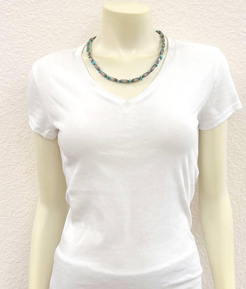 18" 18mm Elongated Navajo, Chip Necklace