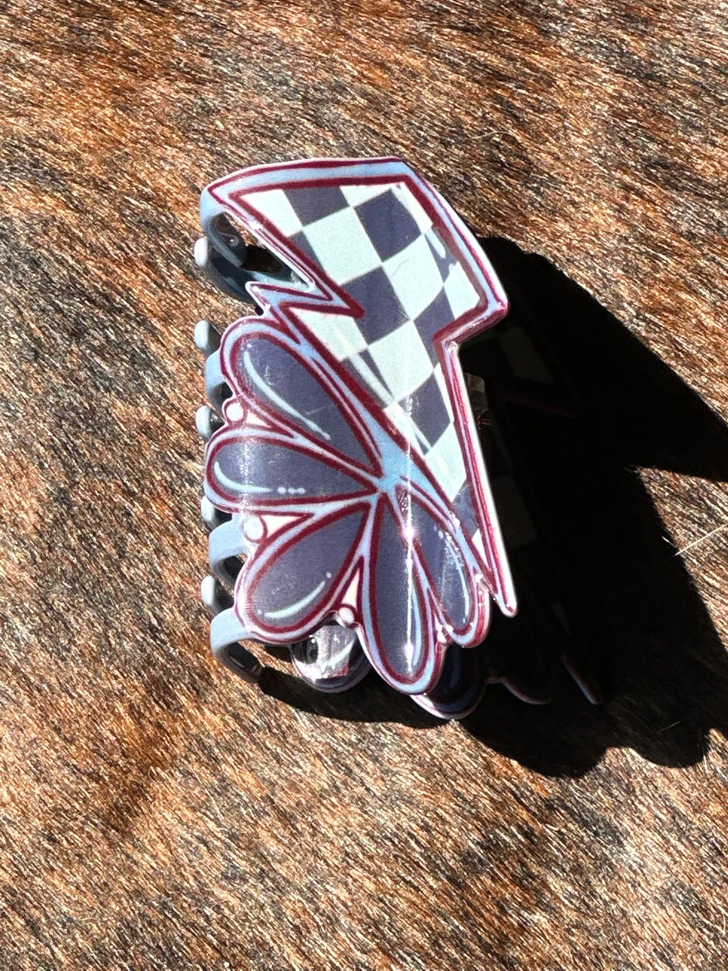 Black Checkered Bolt Claw Clip