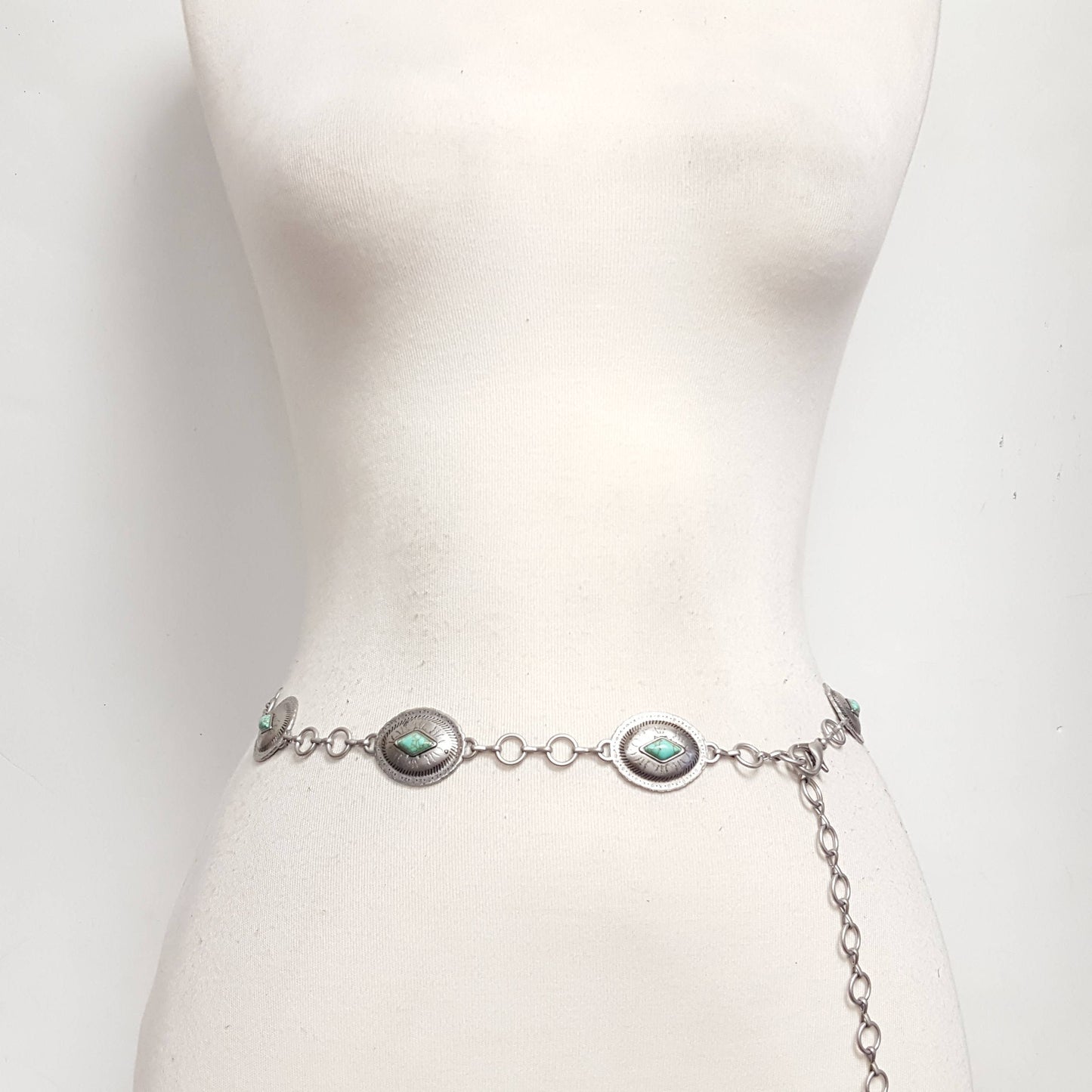 Oval Matte Silver Concho Chain Belt
