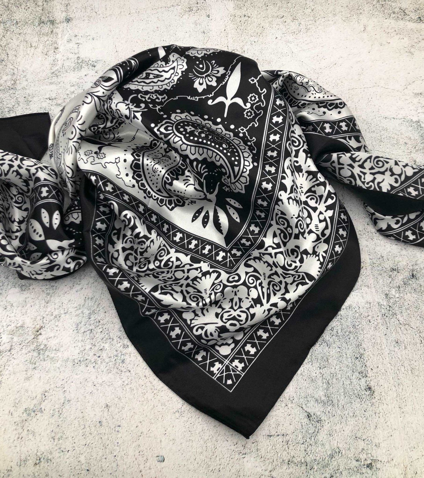 Black & White Double Paisley Wild Rag