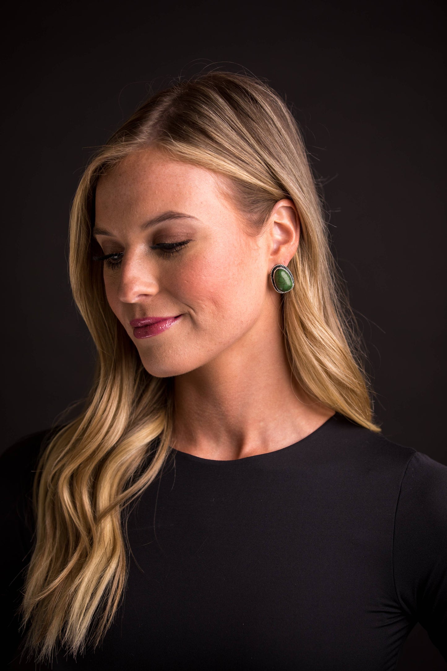 Green Post Earring Silver Rope Border