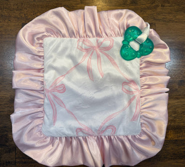 Beautifully Bowed Teether
