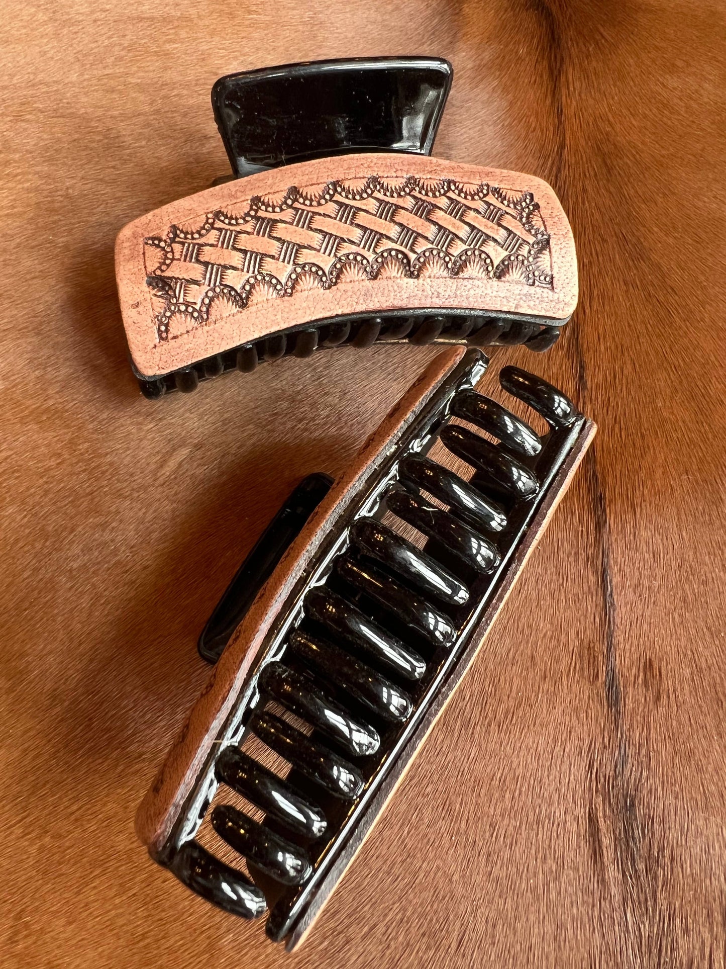 Basket Stamped Tooled Clip