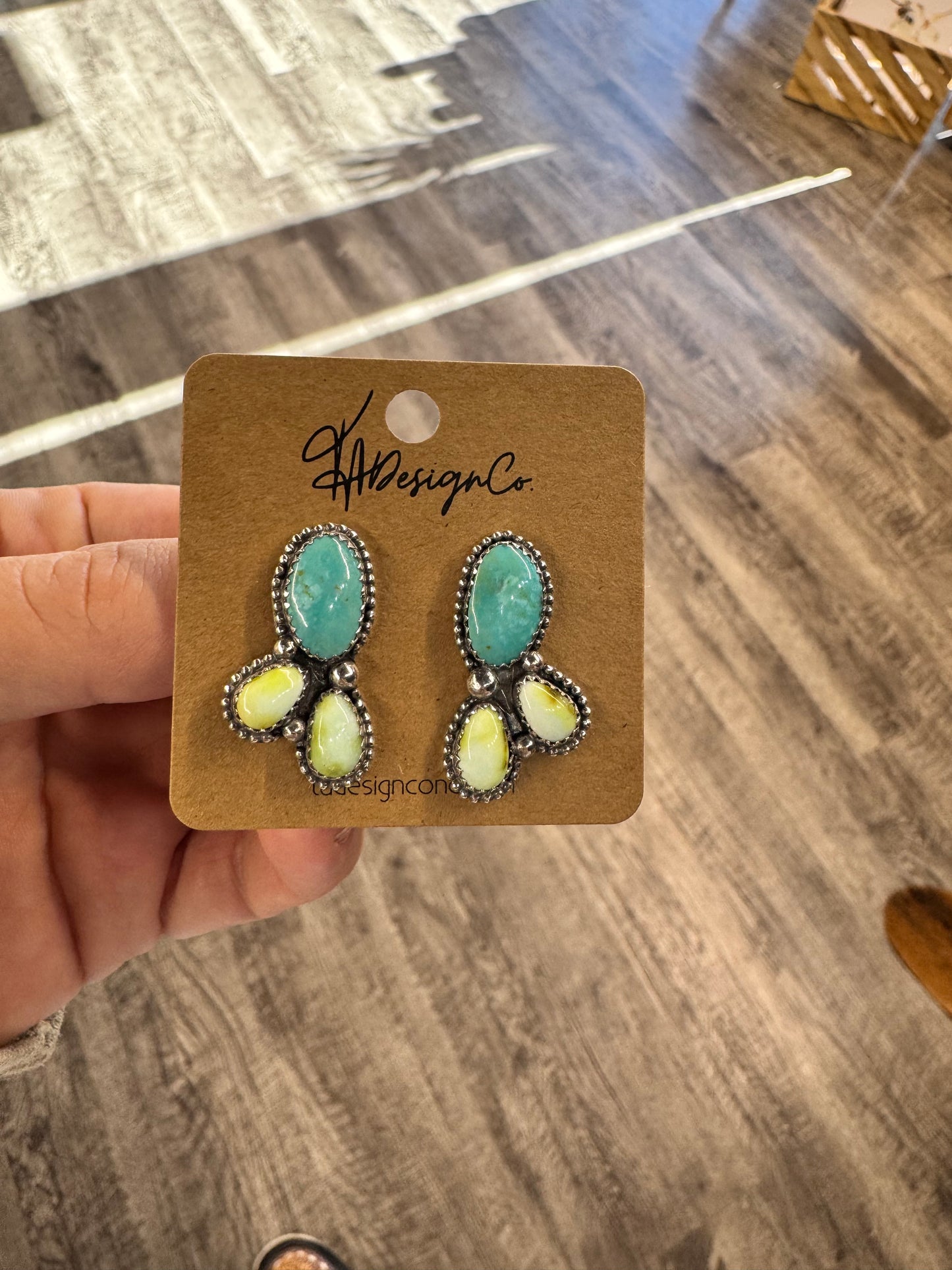 Sonoran Palomino Cluster Studs