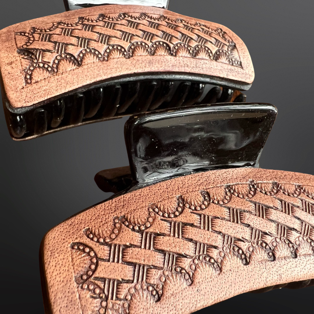 Basket Stamped Tooled Clip