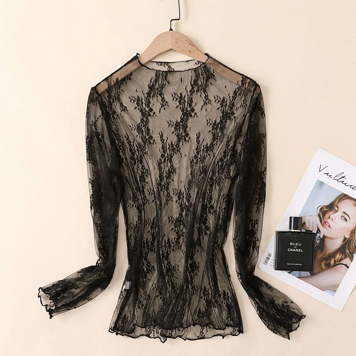 Long Sleeve Lace in Black