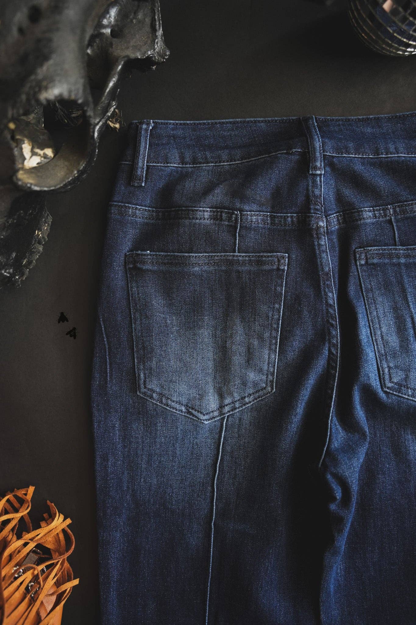 Dark Wash Line Jeans