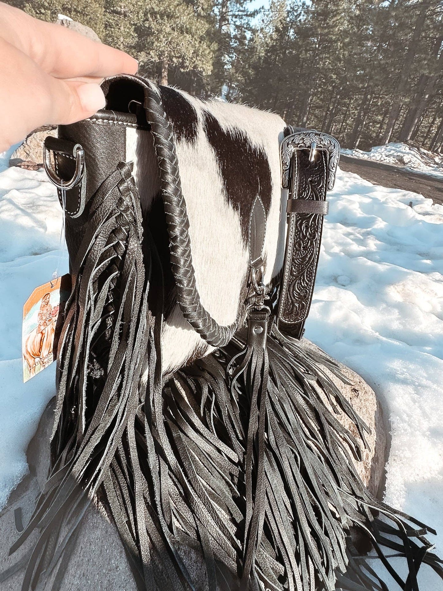 The Elva Black Cowhide