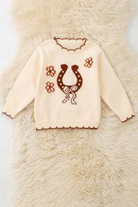 Horseshoe Flower Sweater