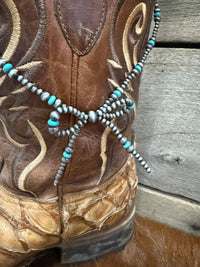 Western Bow Necklace