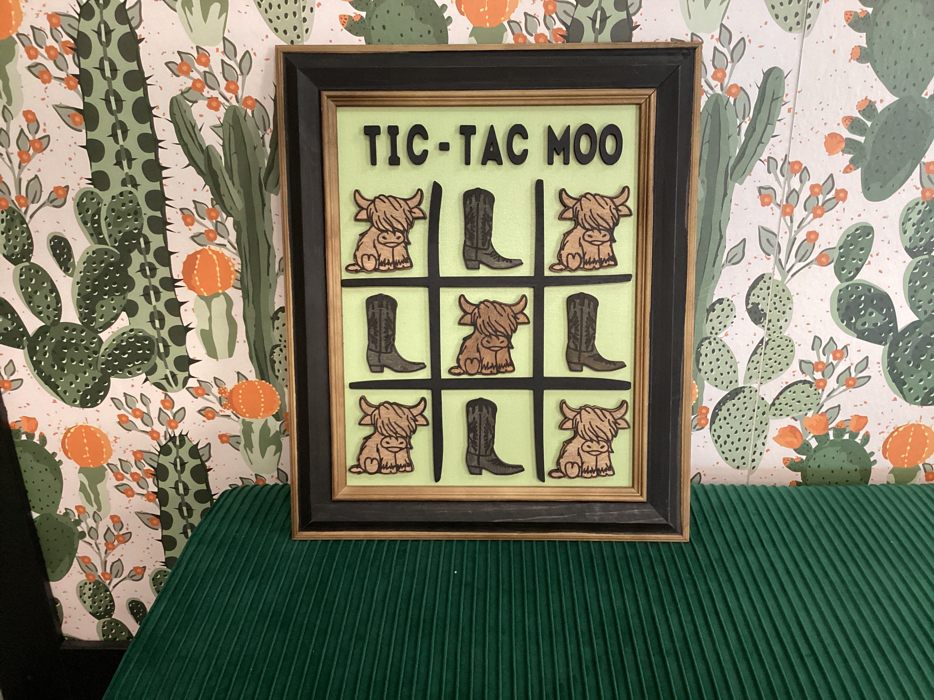 Tic-Tac Moo Wall Decor