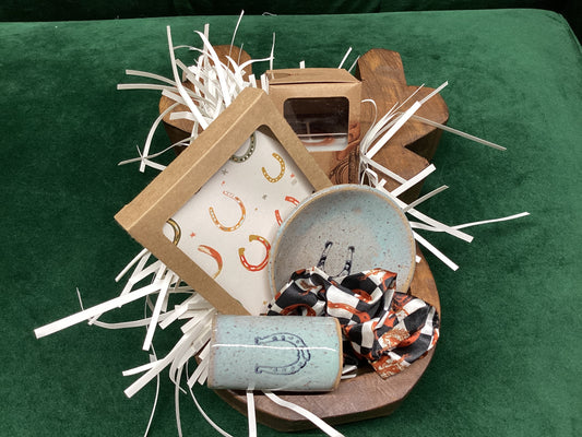 Horseshoe Gift Basket