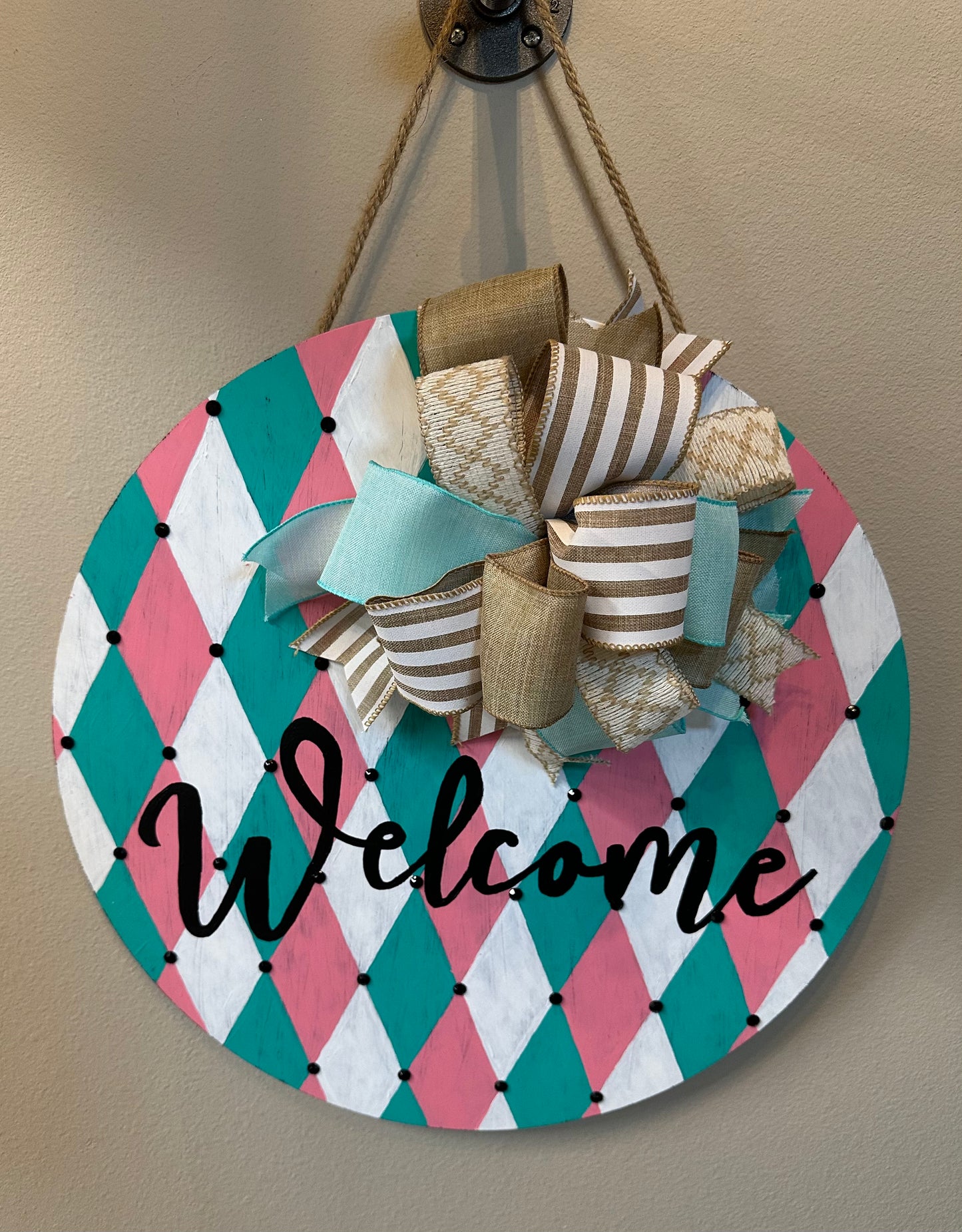 Diamond Welcome Sign