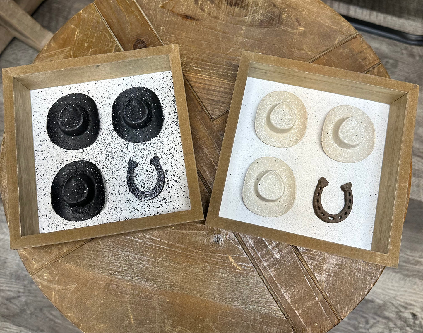 Cowboy Hat & Horseshoe Decor