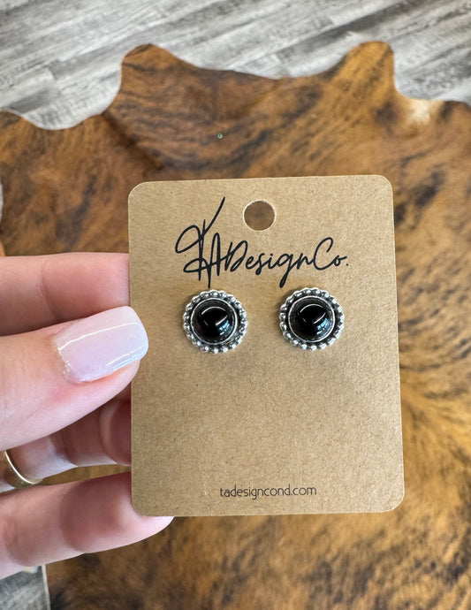 Onyx Round Studs