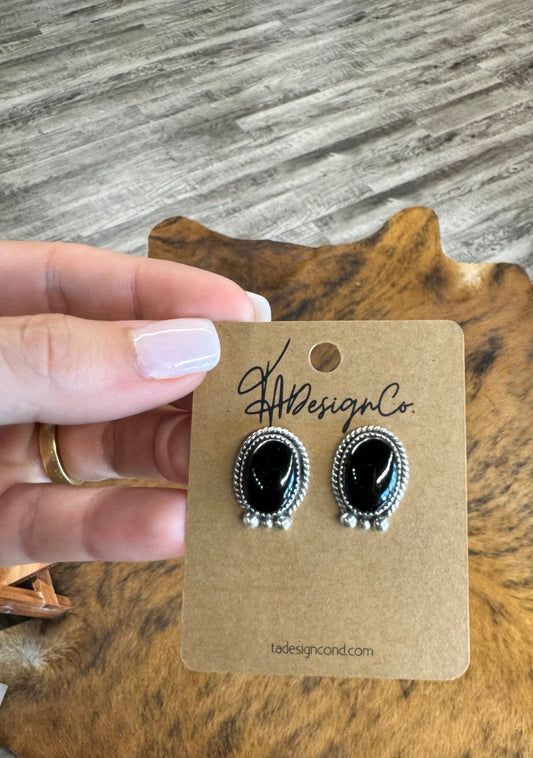 Onyx Oval Studs