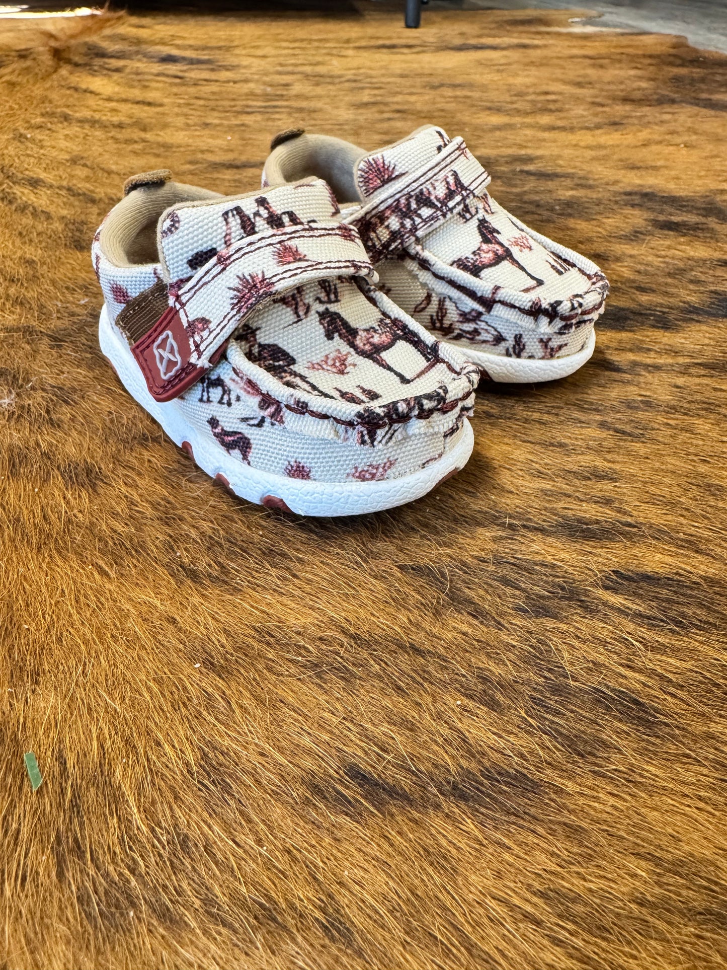 Kids Maroon & Ivory Driving Moc