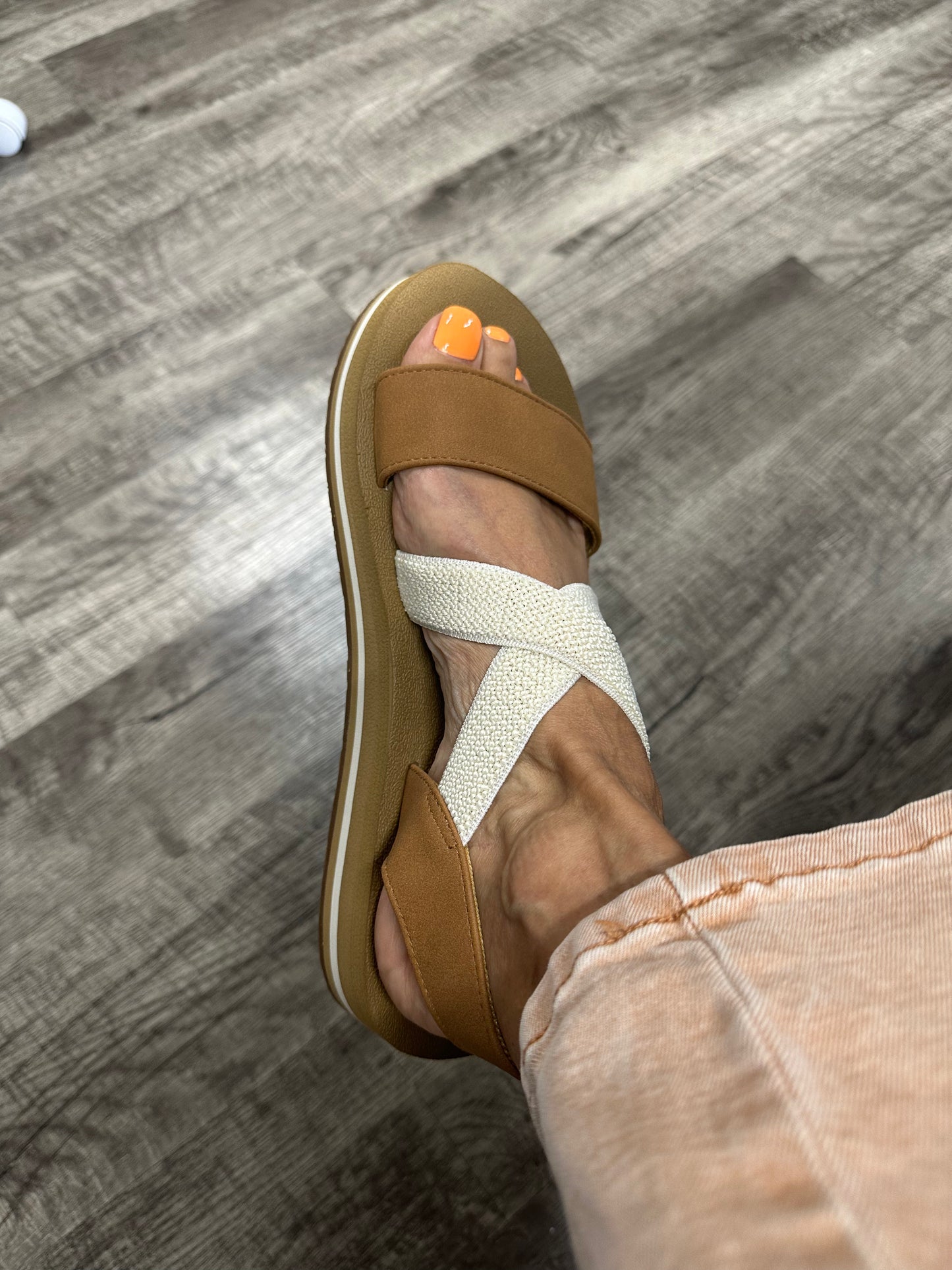 Manuela Sandal