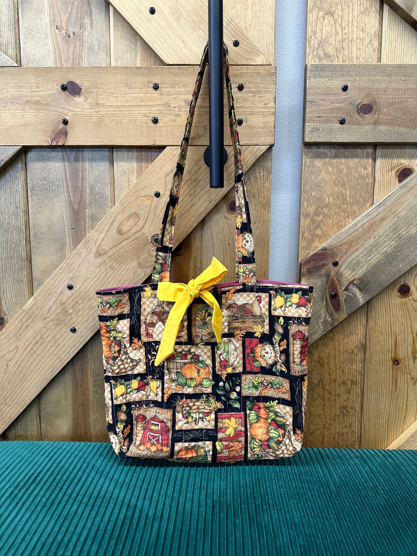 Quilted Fall Scene Bag