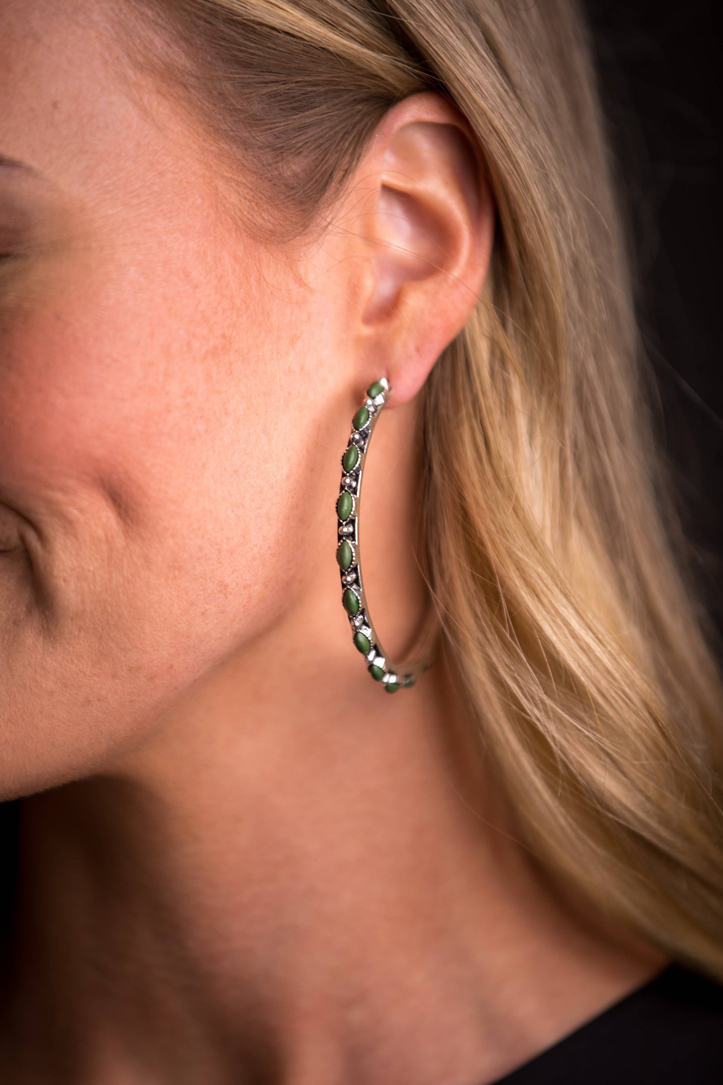 2.5" Burnished Silver & Green Hoop