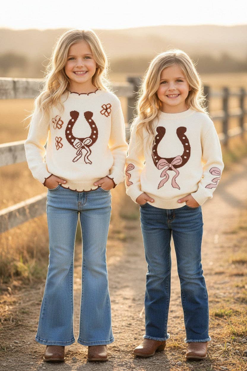 Horseshoe Flower Sweater